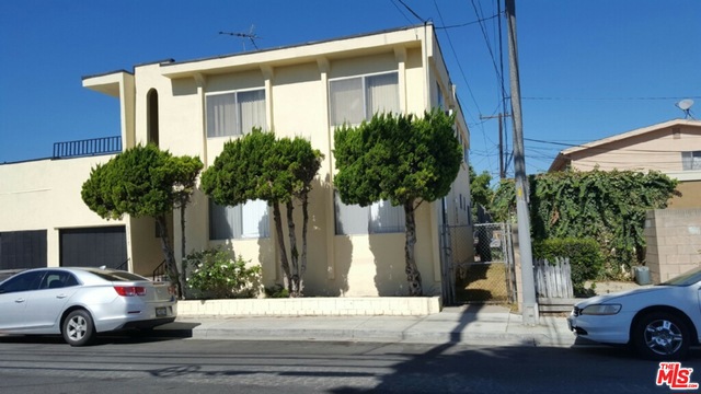 ***BOM*** PRICE REDUCTION SOMETHING YOU HAVEN'T SEEN IN A WHILE A STANDARD SALE. THIS IS A BEAUTIFUL DUPLEX IN NORTH LONG BEACH A MUST SEE. EACH UNIT HAS 2 BEDROOMS 1.75 BATH WITH A FIREPLACE IN EACH UNIT FOR THOSE COOL NIGHTS AND A BONUS AREA . THE UPSTAIRS UNIT HAS A PATIO AND WASHER AND DRYER HOOK UPS. THE DOWNSTAIRS UNIT THE WASHER AND DRYER HOOK UP IS IN THE GARAGE. THE PROPERTY CAN BE SHOWN NOW. SUBMIT YOUR OFFER SUBJECT TO INSPECTION.THE GRM IS OFF FOR NOW BECAUSE A FAMILY LIVES IN ONE OF THE UNITS, BUT THAT UNIT WILL BE DELIVERED VACANT AT THE CLOSE OF ESCROW.** PLEASE DO NOT DISTURB THE TENANTS**