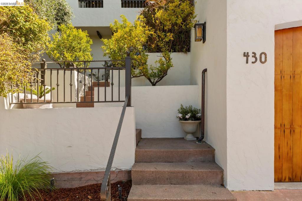 430 Pala Ave