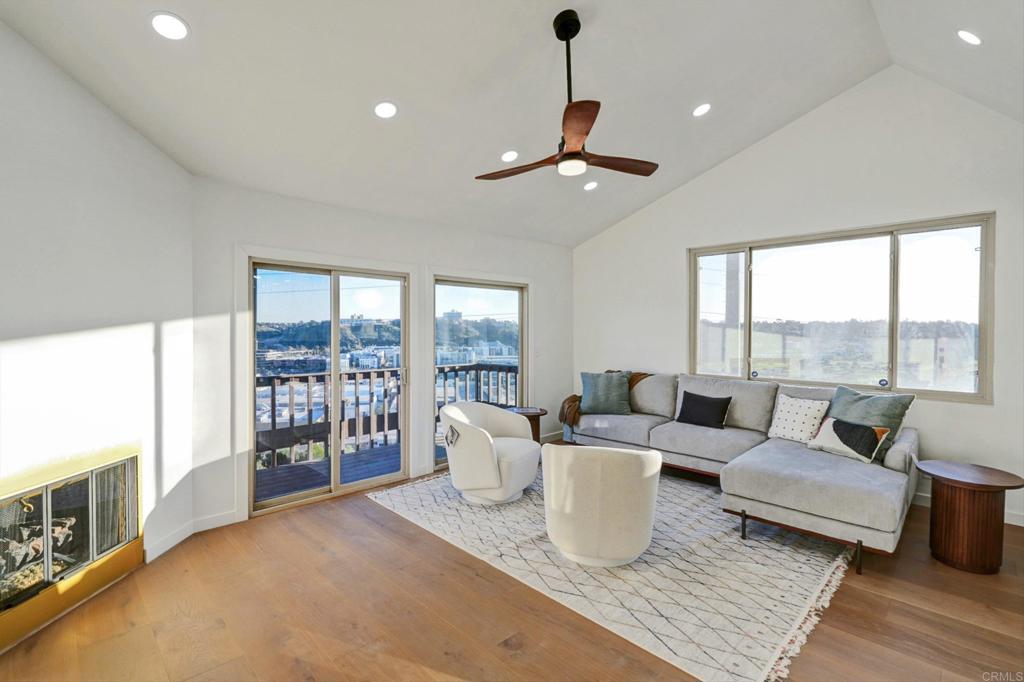 6802 Camino Berdecio