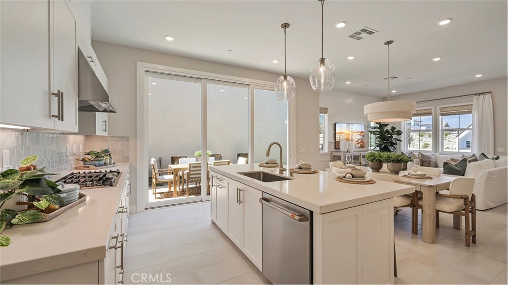 Ruby at Valencia - Residential