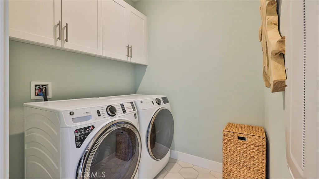 Ruby at Valencia - Residential