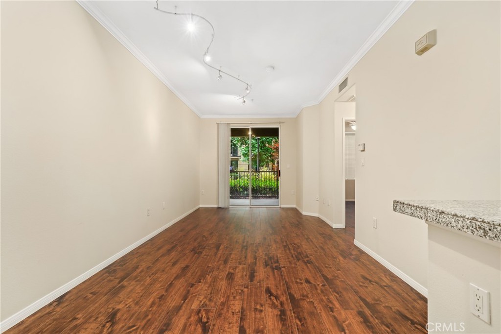 3125 Watermarke Place