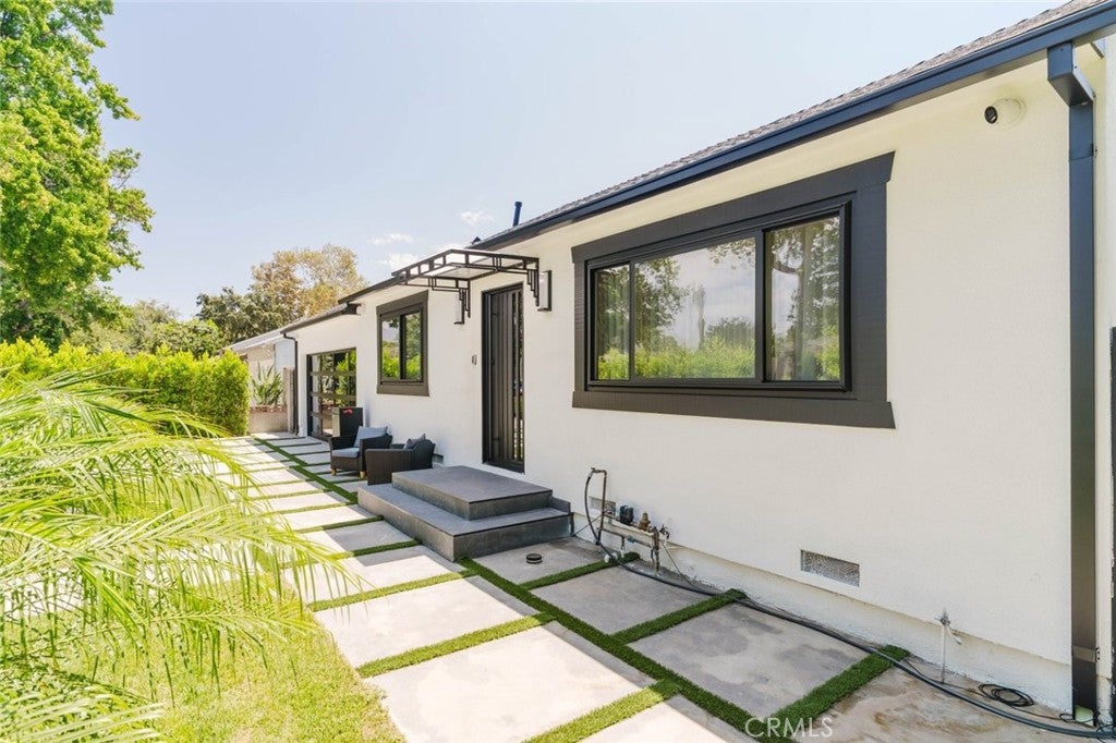10414 Tiara Street