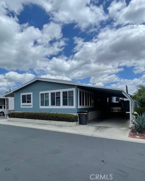 MLS: OC26121329