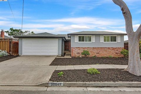 Photo of 30847 Prestwick Avenue, Hayward, CA 94544 (MLS # ML82037211)