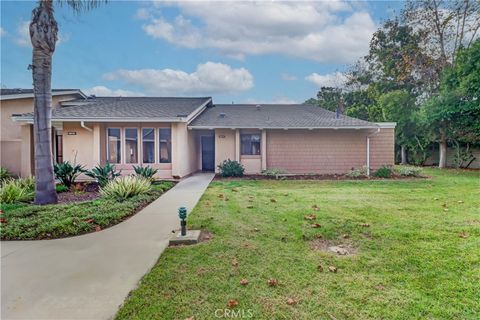 8566 Sierra 911-D Huntington Beach CA 92646