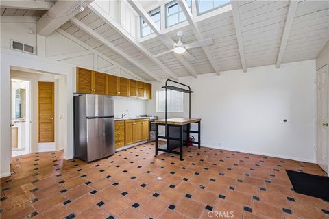 Photo of 951 Glenneyre, Laguna Beach, CA 92651 (MLS # LG26112084)
