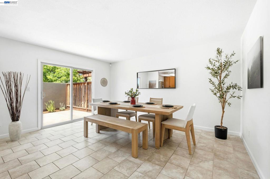 1167 Saint Matthew Pl 102
