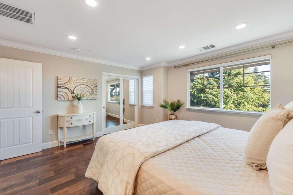 245 Spring Harvest Road