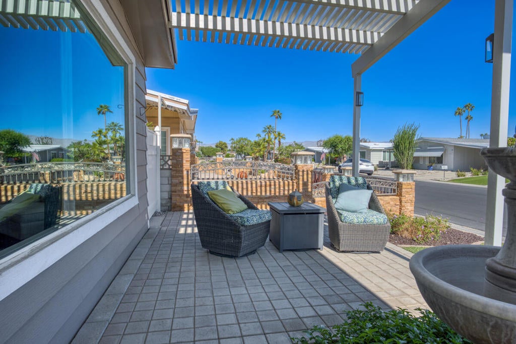 39283 Warm Springs Drive