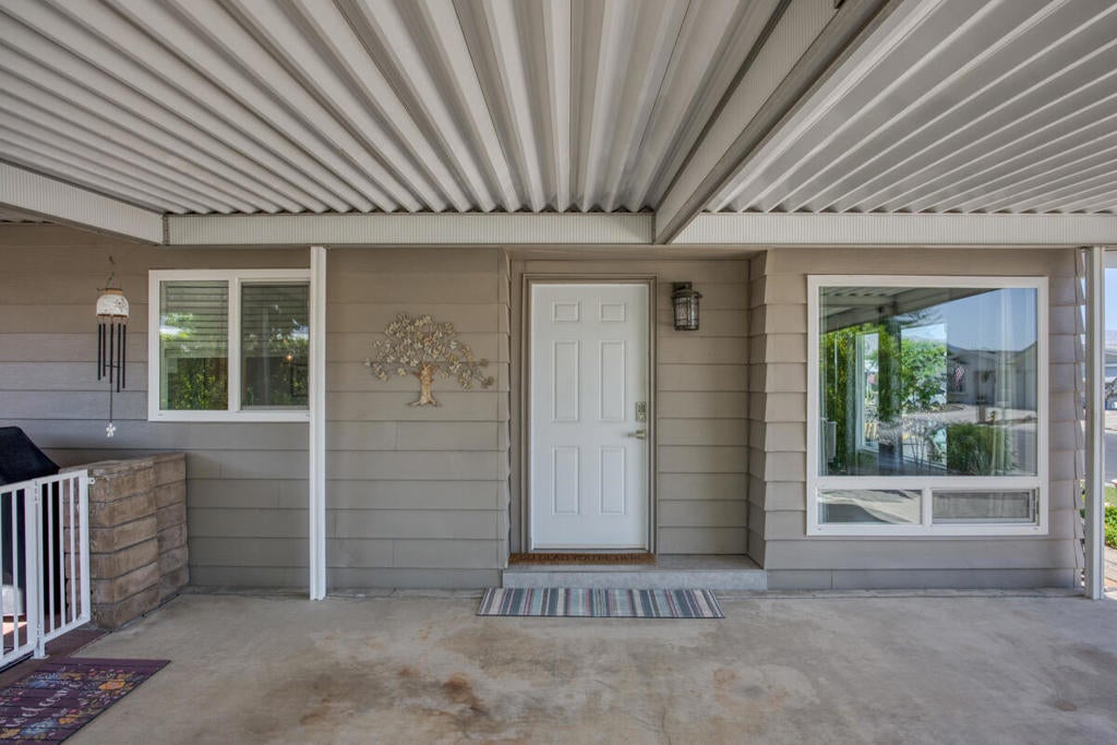 39283 Warm Springs Drive