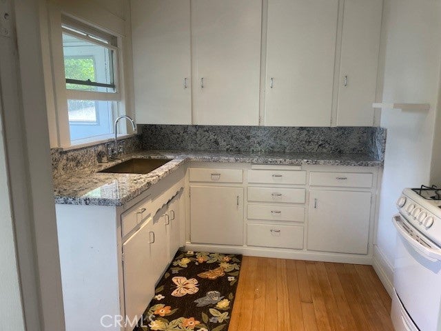 218 W 12th