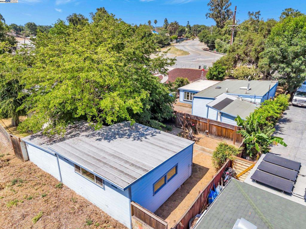 CANYON HEIGHTS - Residential