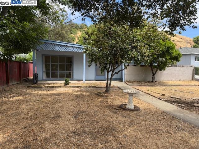 CANYON HEIGHTS - Residential