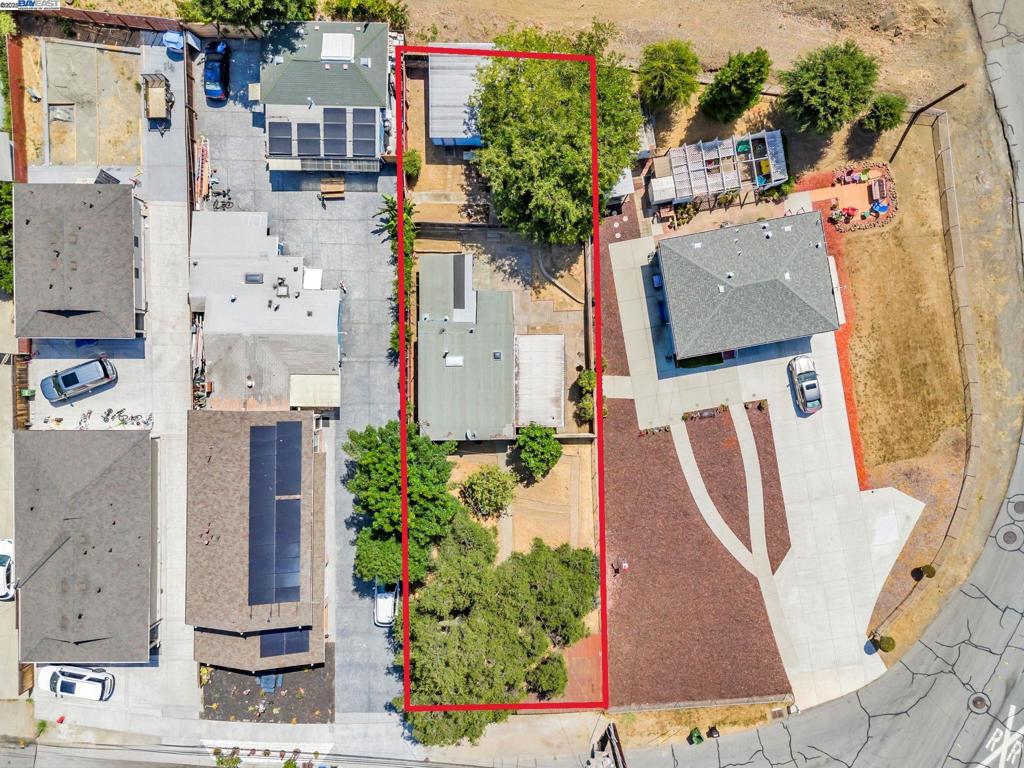 CANYON HEIGHTS - Residential