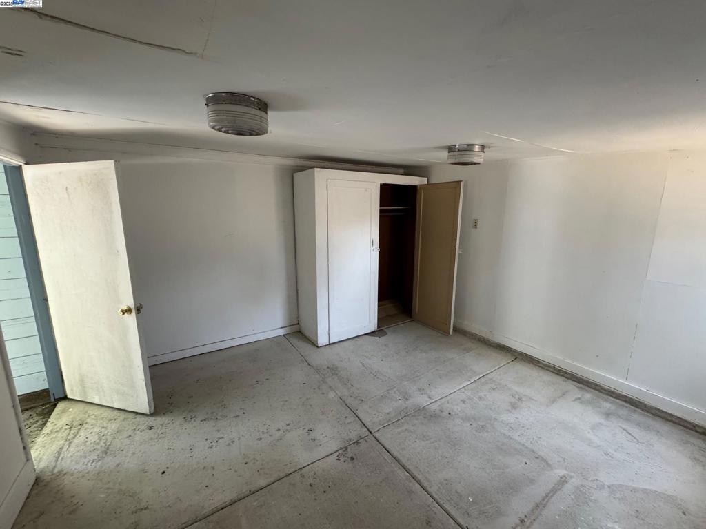 CANYON HEIGHTS - Residential