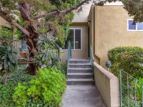 Photo of 11138 Aqua Vista Street #18, Studio City, CA 91602 (MLS # BB26202767)