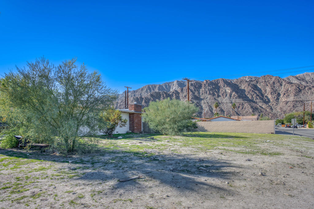 La Quinta Cove - Land