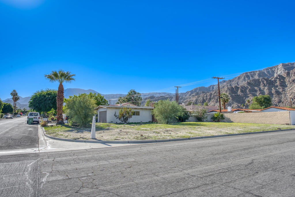 La Quinta Cove - Land