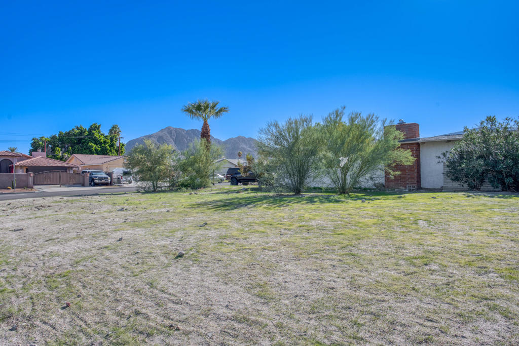 La Quinta Cove - Land