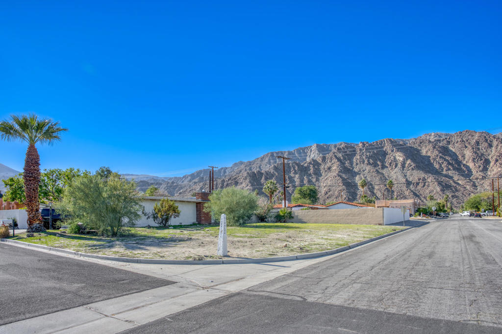 La Quinta Cove - Land