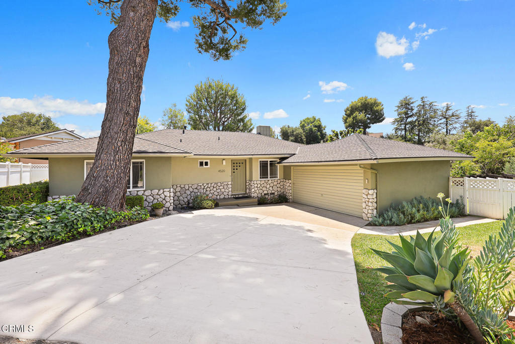 4520 Lone Pine Lane