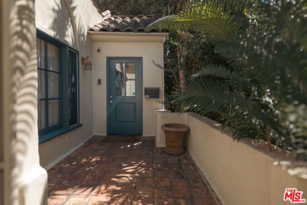 410 N Crescent Heights Boulevard, Los Angeles CA 90048