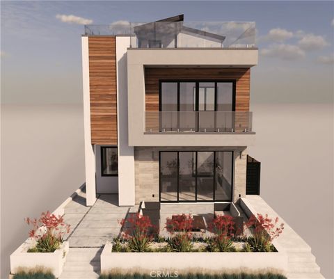 303 Fernleaf Corona Del Mar CA 92625