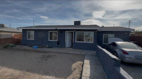 Photo of 1434 Mesa Dr, Barstow, CA 92311 (MLS # IG25263736)