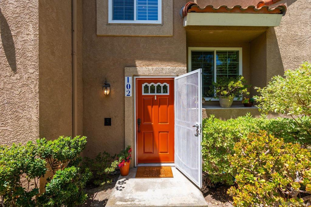 7768 Caminito Monarca 102, Carlsbad CA 92009