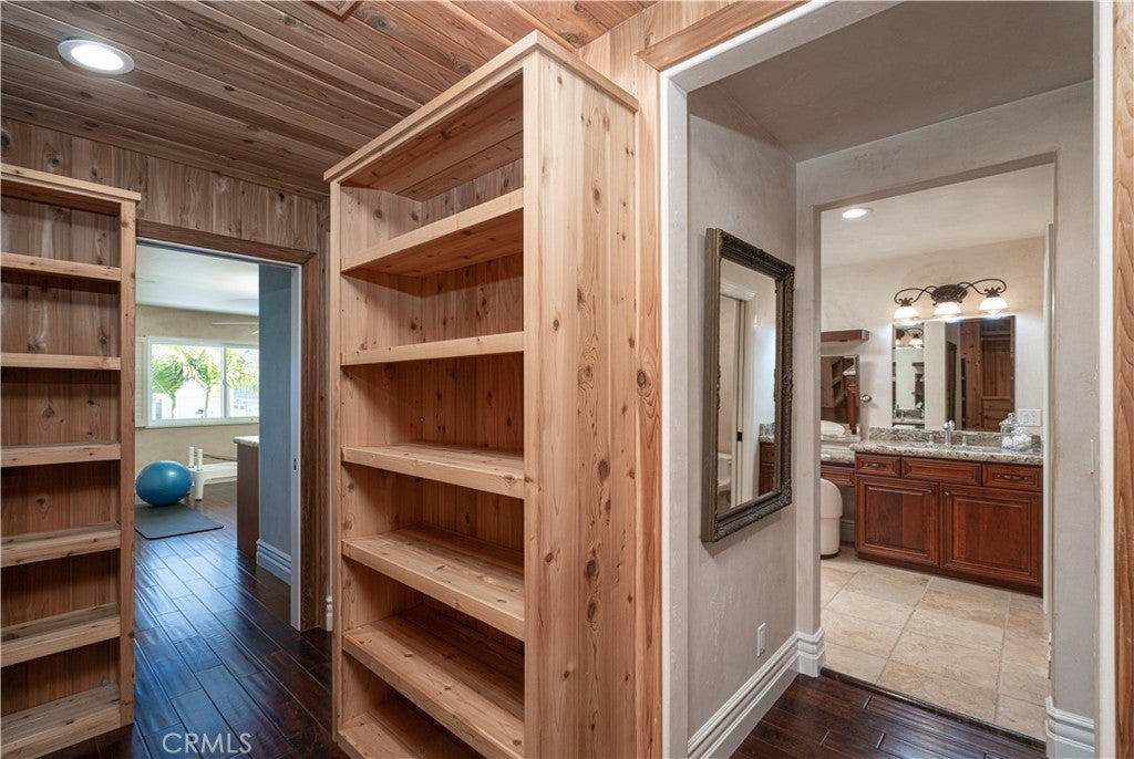 920 11th, Huntington Beach CA 92648 - Photo 36