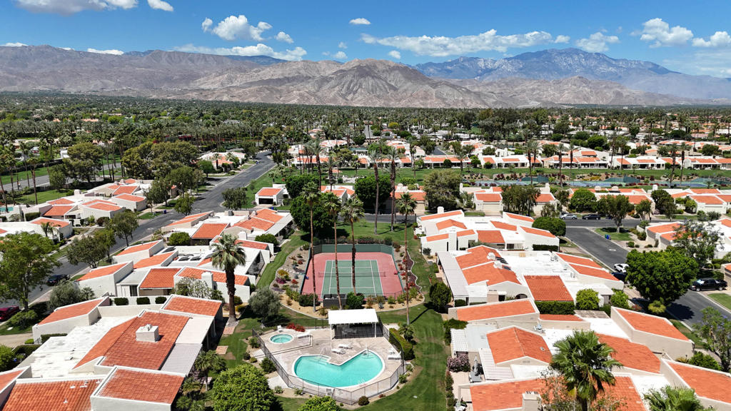 Dorado Villas - Residential