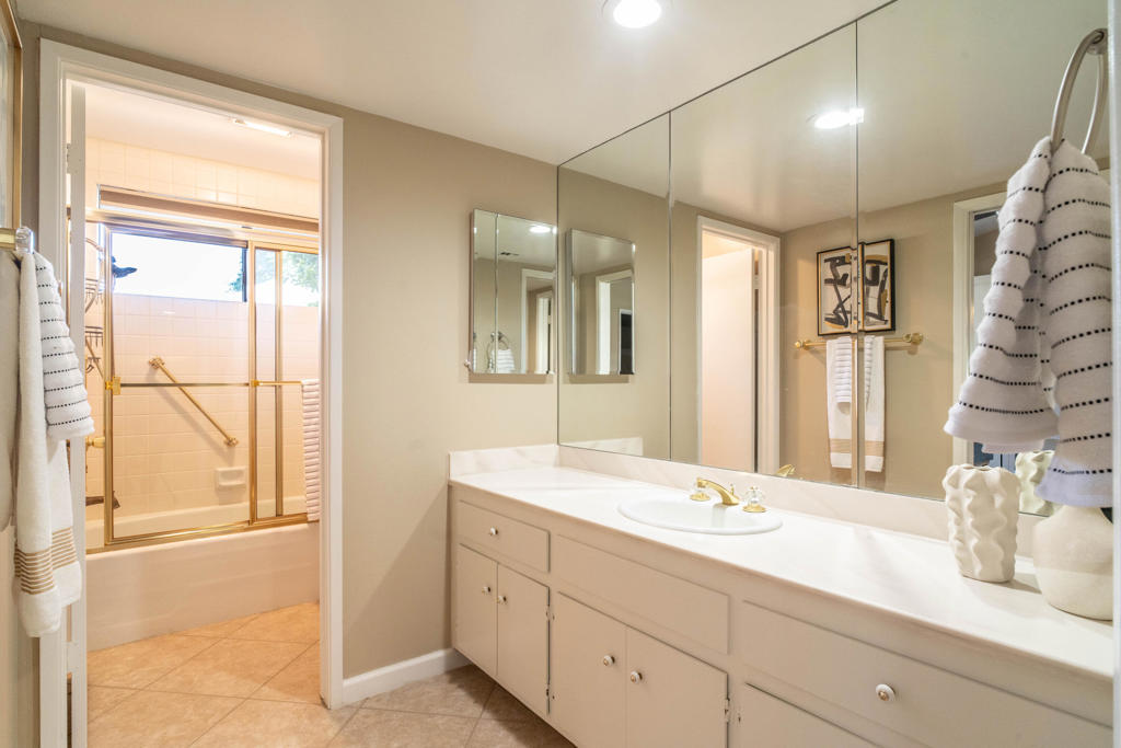 Dorado Villas - Residential