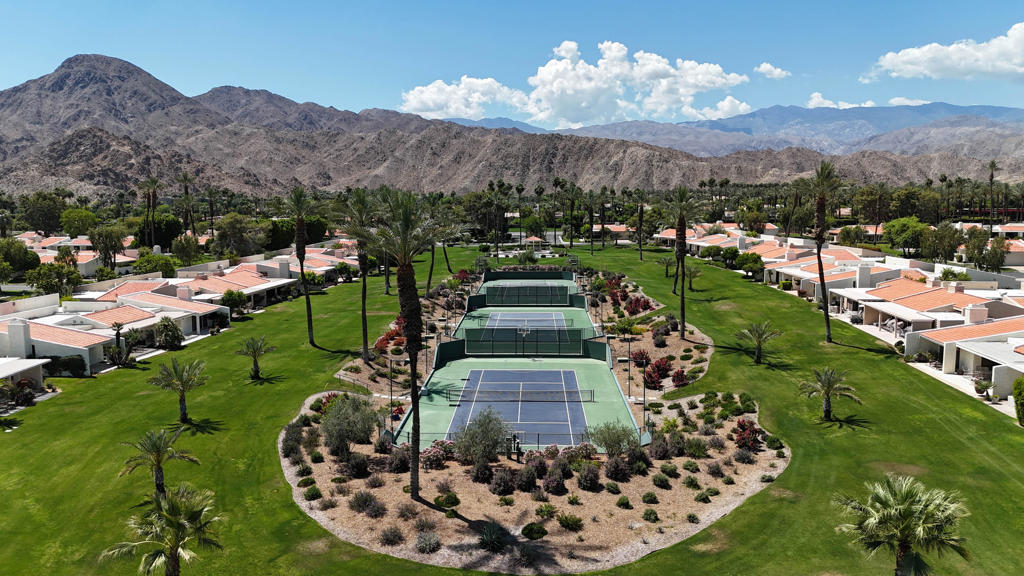 Dorado Villas - Residential