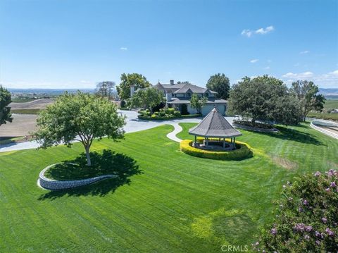 Tiny photo for 8283 Cross Canyons Road, San Miguel, CA 93451 (MLS # NS25217466)