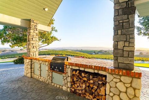 Tiny photo for 8283 Cross Canyons Road, San Miguel, CA 93451 (MLS # NS25217466)