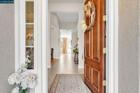 Tiny photo for 974 974 Rosehedge Ct Ct, Concord, CA 94521 (MLS # 41126355)