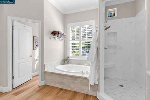 Tiny photo for 974 974 Rosehedge Ct Ct, Concord, CA 94521 (MLS # 41126355)