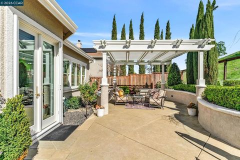 Tiny photo for 974 974 Rosehedge Ct Ct, Concord, CA 94521 (MLS # 41126355)