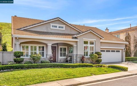 Tiny photo for 974 974 Rosehedge Ct Ct, Concord, CA 94521 (MLS # 41126355)