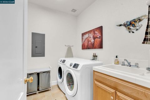 Tiny photo for 974 974 Rosehedge Ct Ct, Concord, CA 94521 (MLS # 41126355)