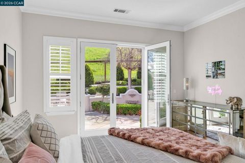 Tiny photo for 974 974 Rosehedge Ct Ct, Concord, CA 94521 (MLS # 41126355)