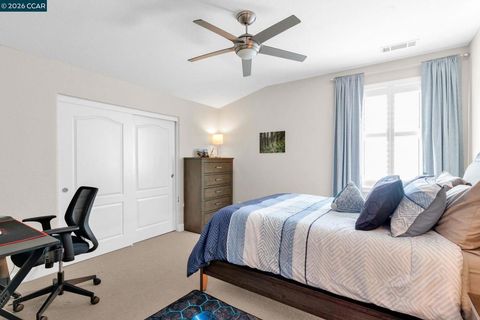 Tiny photo for 974 974 Rosehedge Ct Ct, Concord, CA 94521 (MLS # 41126355)