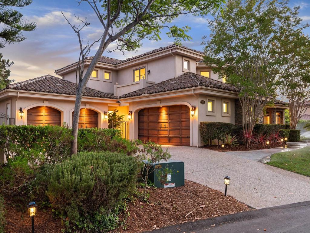 5259 Meadows Del Mar