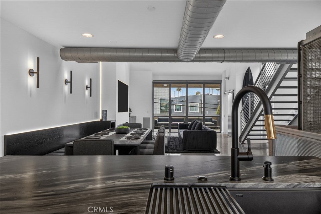 413 29th, Newport Beach CA 92663 - Photo 18