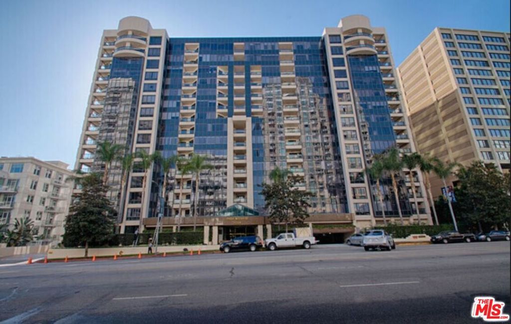 Photo of 10724 Wilshire Boulevard #703, Los Angeles, CA 90024 (MLS # 25554583)