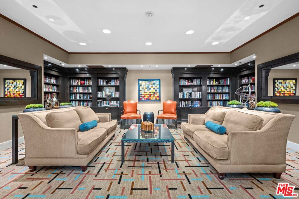 10724 Wilshire Boulevard 703