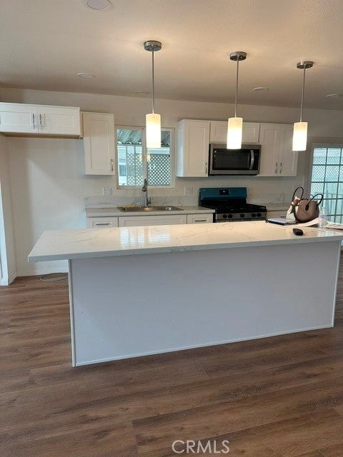 8509 Beverly Boulevard 24