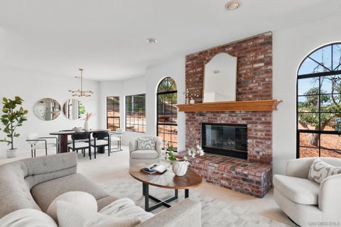 Photo of 4286 Via De Los Cepillos, Bonsall, CA 92003 (MLS # 260021228SD)