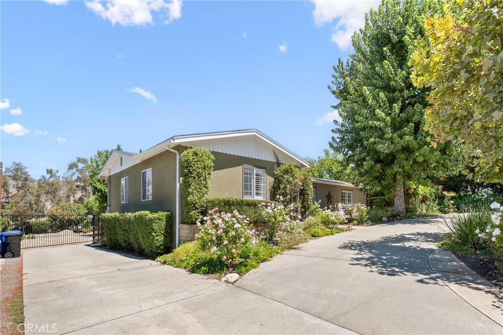 36126 Panorama Drive
